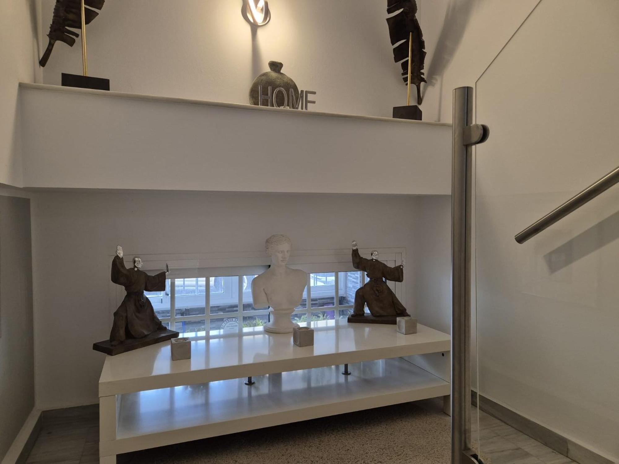 Appartement Luxurious Three Bedroom Duplex Close To